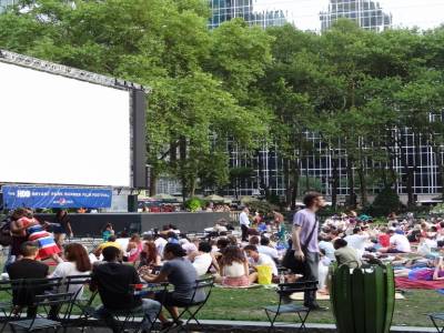 Cinéma de plein air à Byrant Park