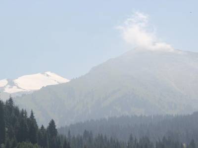 Comme Téhéran, Almaty est au pied de très belles montagnes