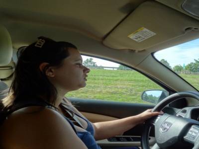 Laurie in the car !