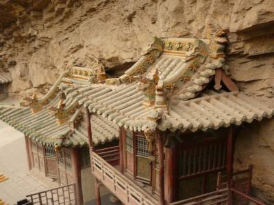 Temple suspendu