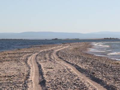 Comme un lagon ... le bout du bout de ma route; il va vraiment falloir rentrer..