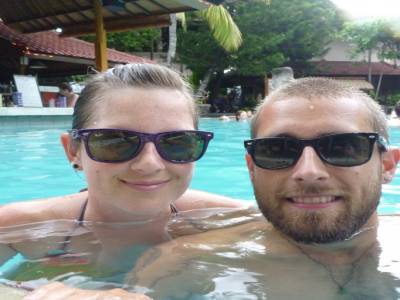 A la piscine!