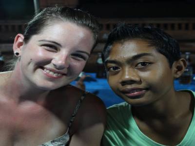 Sophie et le plus vieux fils de Ketut