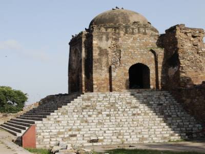 Ancienne mosquee de Kotla Firoz Shah