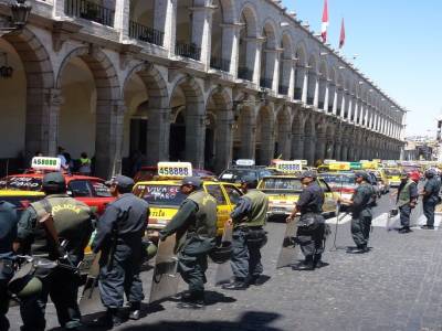Greve a Arequipa des bus et taxi