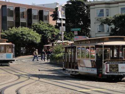 Le Cable Car donc, qui n est presque plus utilise par les locaux mais pris d assaut par les touristes (on a fait la file pendant 35minutes)