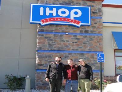 IHOP=International House Of Pancakes... Miam