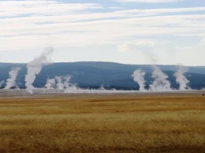 Vapeur des geysers de Fountain Flat Drive 