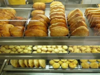 les "salgados", notre repas quotidien : très bon!