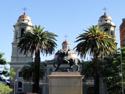 La place Artigas de Mercedes