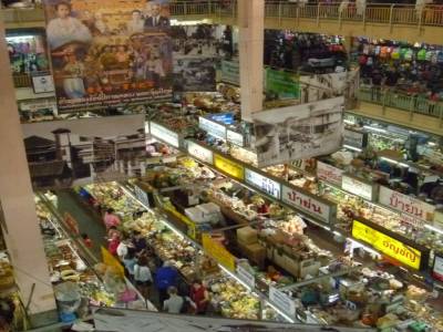 (super) marche sur 3 etages avec escalator en panne