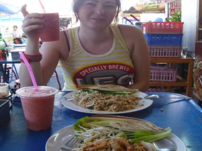 trop bon pad thai + jus de fruit frais