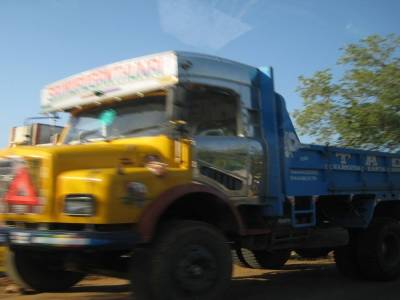 Camion Tata