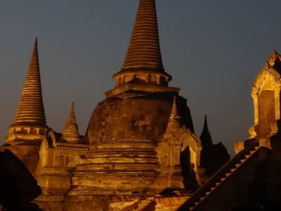 WAT PHRA SI SAMPHET