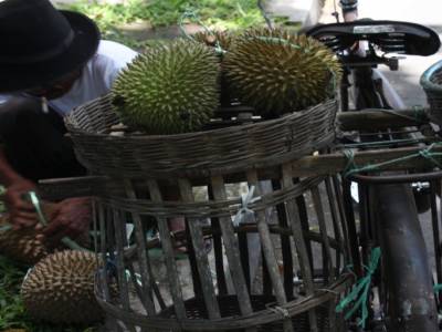 On achète un Durian à Malang