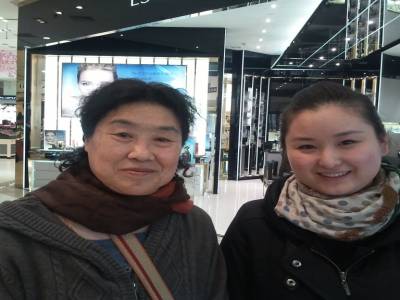 Xiang Qun et sa belle-fille qui travaille ici 