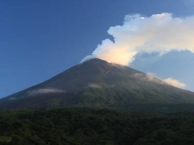 Merapi qui fume