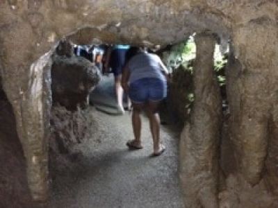 LAYE CAVE TRANG