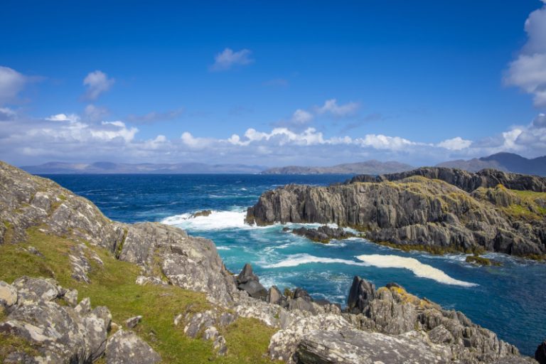 littoral et paysages spectaculaires au nord de la péninsule de Beara, dans le comté de Cork, en Irlande